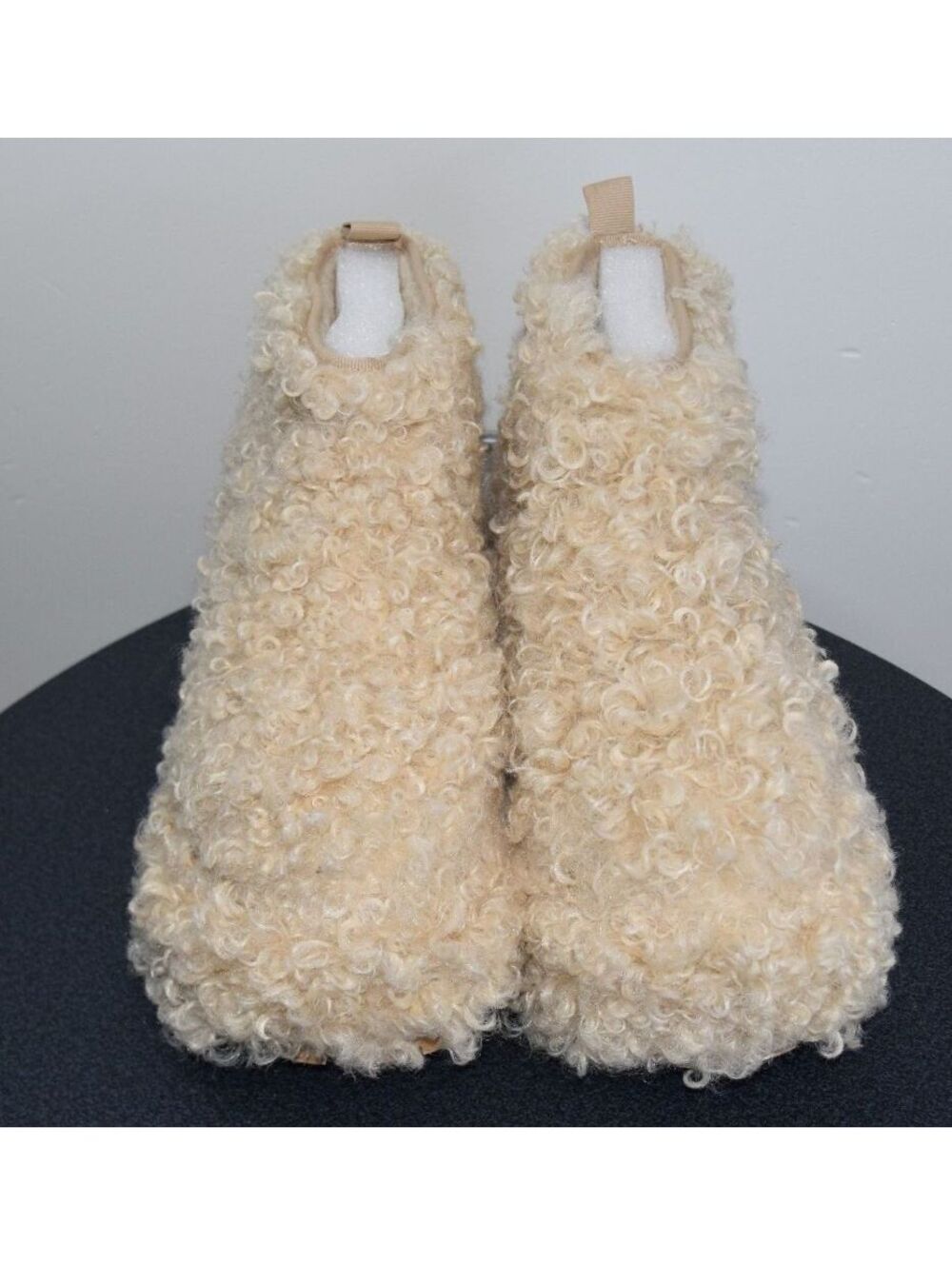 Sugar Thrillz Curly Faux Fur Slip On Flats Womens Size 10 Cream Sheepskin Style